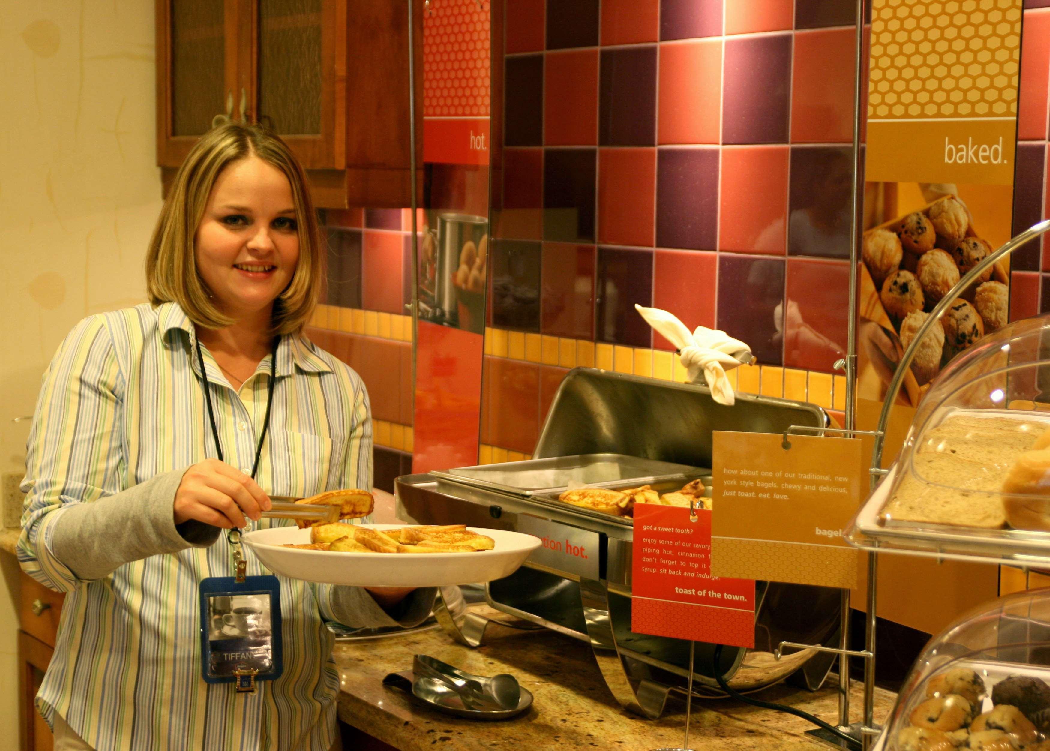 Hampton Inn & Suites Raleigh-Durham Airport-Brier Creek Ресторан фото