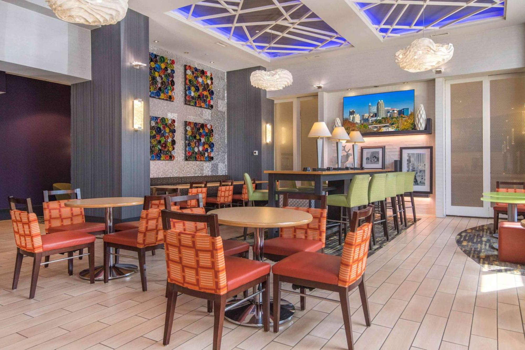 Hampton Inn & Suites Raleigh-Durham Airport-Brier Creek Экстерьер фото
