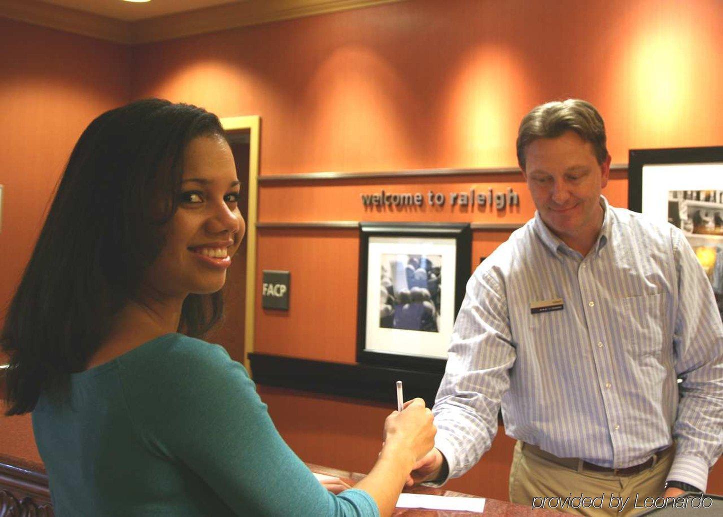 Hampton Inn & Suites Raleigh-Durham Airport-Brier Creek Экстерьер фото